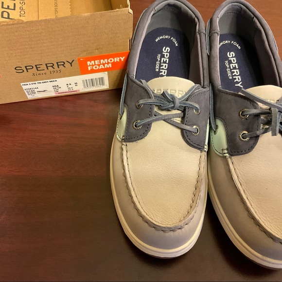 BRAND NEW SPERRY SHOES - Picture 3 of 6